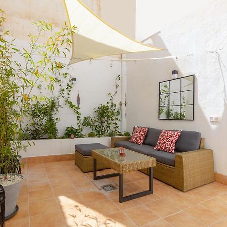 Precioso Apartamento Con Patio Y Dos Habitaciones En El Barrio De Picasso Málaga Exteriör bild